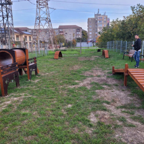 Municipiul Oradea deschide primele locuri de joacă pentru animale de companie