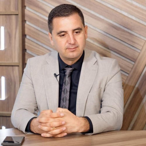 Dragos Ciobotaru discută despre alegerile parlamentare și proiectele din Vrancea