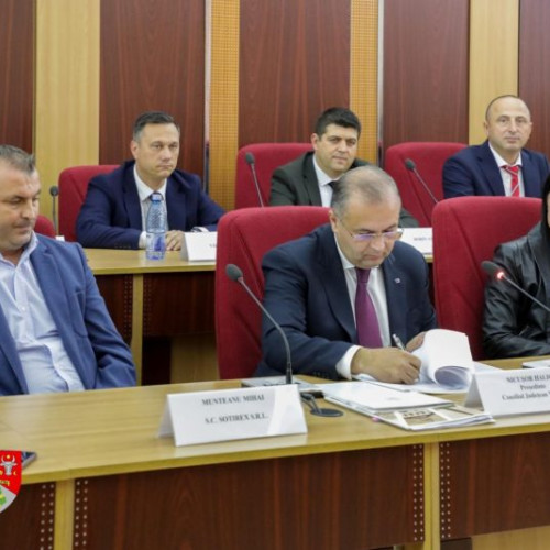 Contracte semnate pentru deszăpezirea drumurilor judetene în Vrancea, iarna 2024-2025