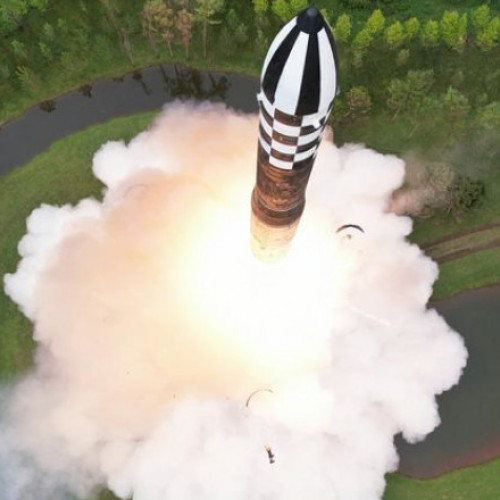 Coreea de Nord se pregătește pentru o posibilă lansare de rachetă intercontinentală în noiembrie