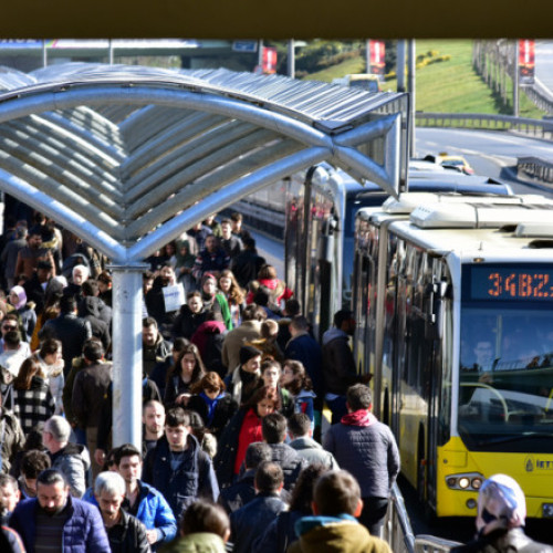 Transport public gratuit pentru șomerii din Istanbul