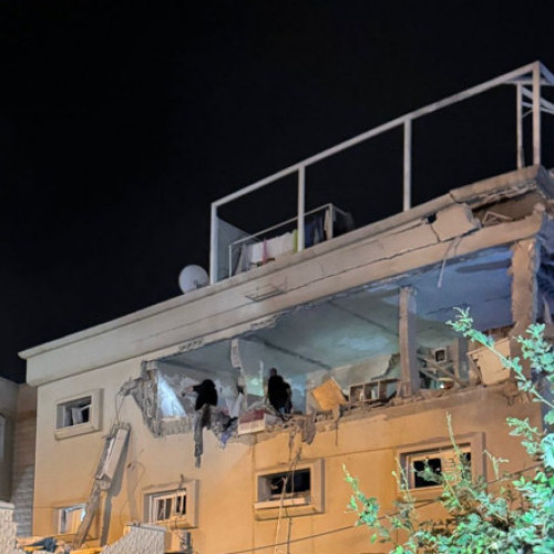 Răniți în urma unei rachete căzute la Tira, în centrul Israelului