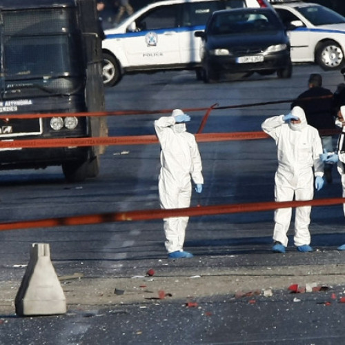 Explozie în Atena: Un bărbat arestat după moartea unui bărbat și rănirea unei femei