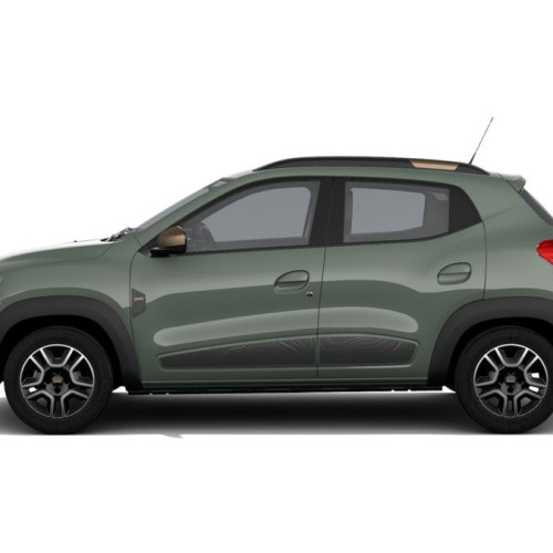 Comisia Europeană impune taxe compensatorii pentru importurile de mașini electrice din China