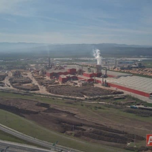 Anchete în cazul Kronospan: suspiciuni de falsificare a emisiilor de poluare