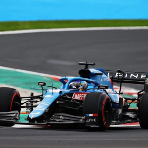 Fernando Alonso amână sosirea în Brazilia din cauza unui tratament medical