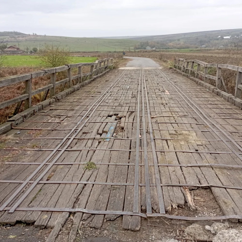 Viața riscantă a localnicilor din Mateieni, Botoșani