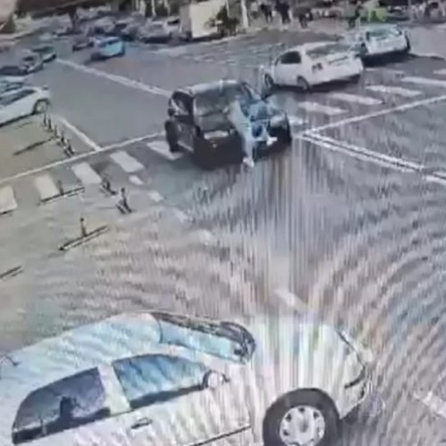 Incidente bizare la Năvodari: două persoane se aruncă în fața mașinilor pentru bani