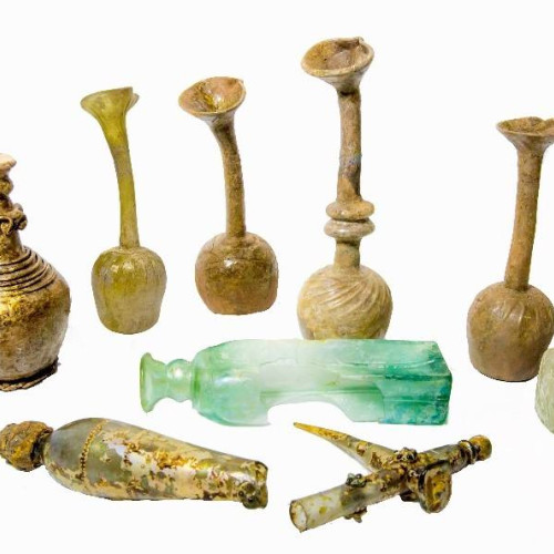 Exponat istoric din sticlă la Muzeul Tiparului din Târgoviște