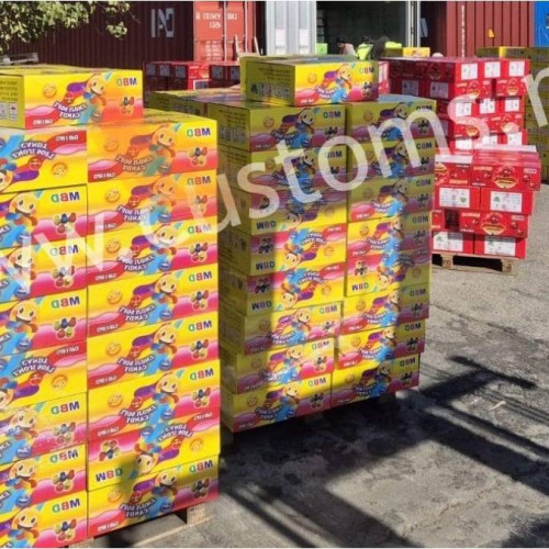 Peste patru tone de dulciuri și zeci de mii de articole contrafăcute confiscate în Portul Constanța