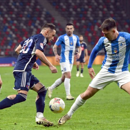Steaua București învinge Corvinul Hunedoara cu 3-0