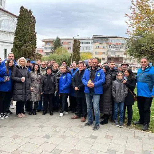 Ministra Justitiei, Alina Gorghiu, în vizită în județul Argeș alături de liberali