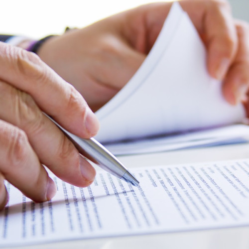 Luminita Sandru se retrage din SC ED Cargo Nav SRL, cedând acțiunile lui Edmond Costin Sandru