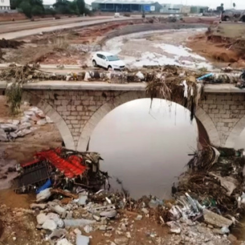 Inundații catastrofale în Spania: 217 de morți și alertă de „pericol extrem”