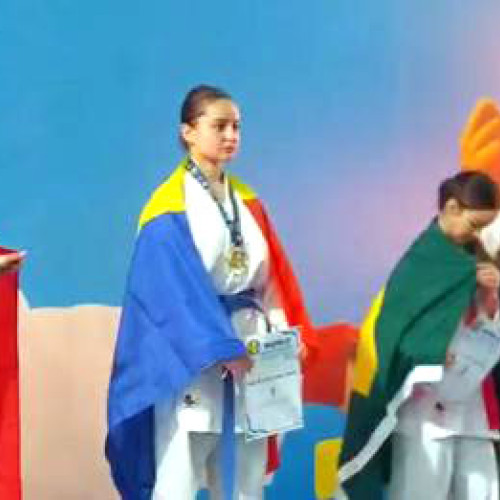 Sportivii din Orăștie se întorc acasă cu medalii de la Campionatele Mondiale de Karate din Argentina