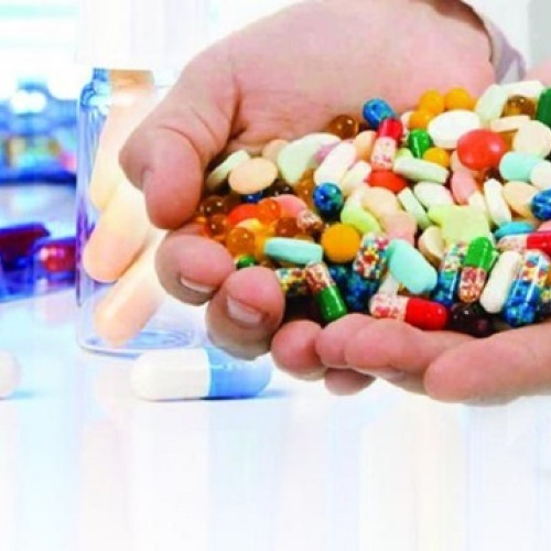 Senatorii adoptă un proiect de lege pentru controlul medicamentelor cu substanțe interzise