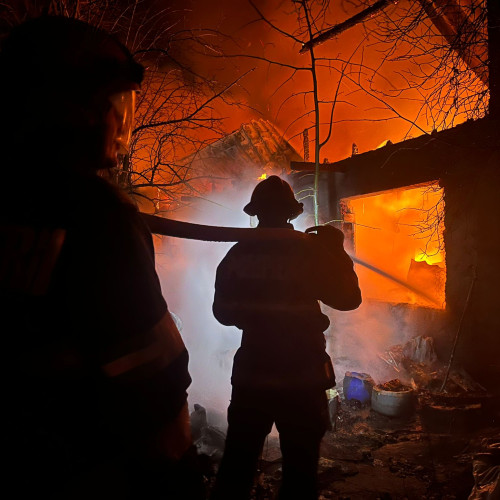 Incendiu fatal în localitatea Movilita: doi copii au murit intoxicați cu fum