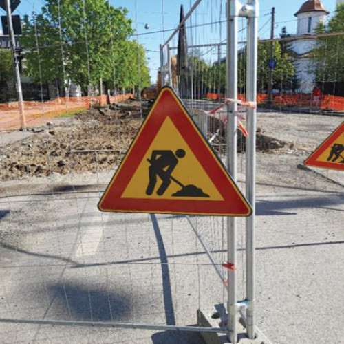 Tu te antrenezi pe date până în octombrie 2023