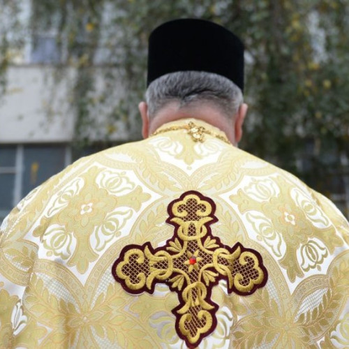 Trei parohii din Botoșani sunt fără preoți parohiali