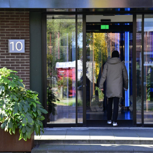 Autoritățile franceze și olandeze au percheziționat sediile Netflix din Paris și Amsterdam