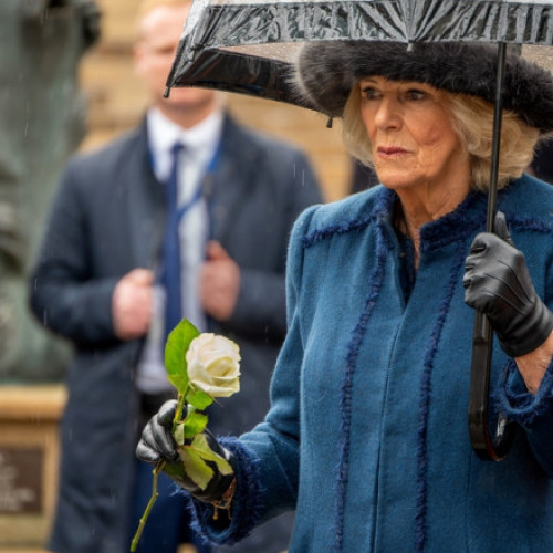 Regina Camilla, suferind de o infectie respiratorie, renunță la angajamentele din această săptămână