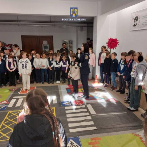 Activitate preventivă pentru elevii de la Școala Gimnazială "Mihai Viteazul"