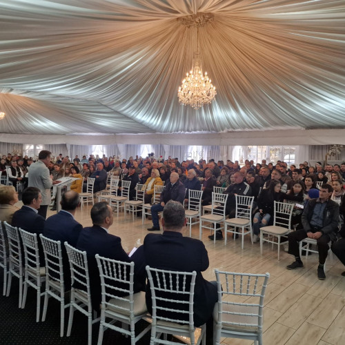 Membrii PNL din Neamț s-au adunat la evenimente de susținere electorală