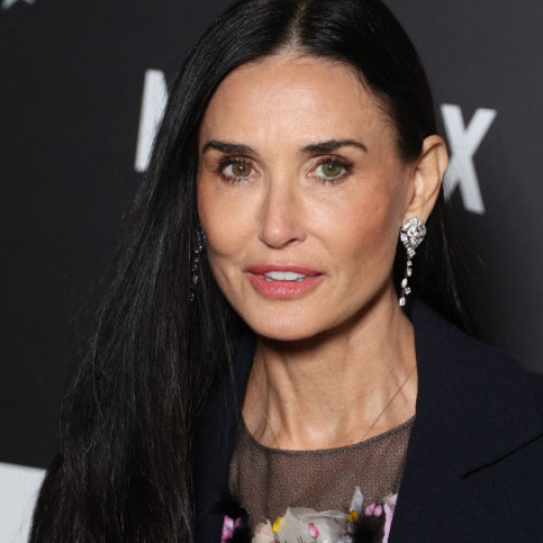 Demi Moore critică societatea americană și discută despre filmul „The Substance”