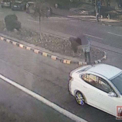 Doi botoșăneni, mustruluiți de polițiști pentru cerșetorie