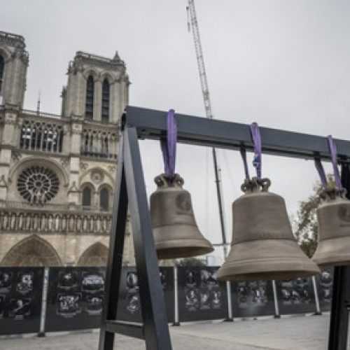 Clopotele catedralei Notre-Dame din Paris bat din nou, înainte de redeschidere