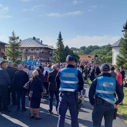 Jandarmii botoșăneni asigură siguranța publică în acest weekend