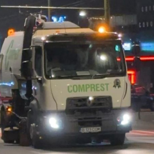 COMPREST SA desfășoară lucrări de salubrizare pe strada 13 Decembrie