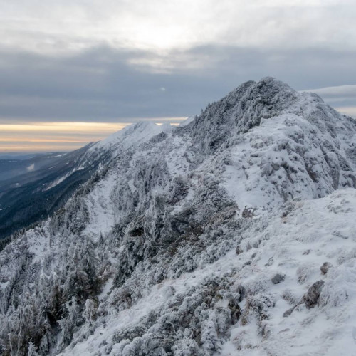Schimbări bruşte în vreme: primele avertizări de ninsoare în România