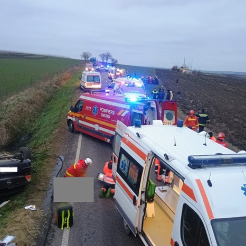 Cinci morți într-un accident grav pe DN 2