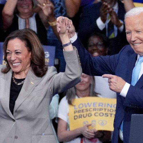 Jamal Simmons îi cere lui Joe Biden să demisioneze pentru a-i permite lui Kamala Harris să devină prima femeie președinte