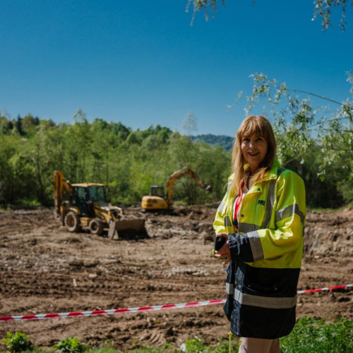 Teodora Anghelescu, primarul comunei Bezdead, susține candidații PNL Dâmbovița