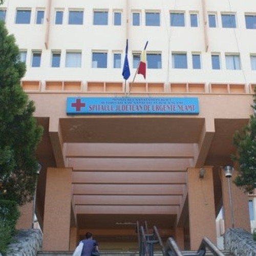 Un pacient de 56 de ani a decedat după ce s-a aruncat de la etajul spitalului din Piatra Neamț