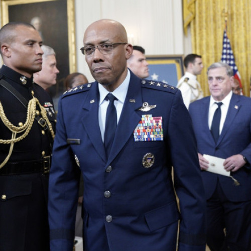 Donald Trump, pregătit pentru o epurare militară în al doilea mandat