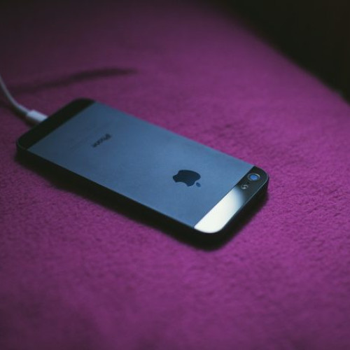 Tinerii din generația Z influențează semnificativ piața aplicațiilor mobile