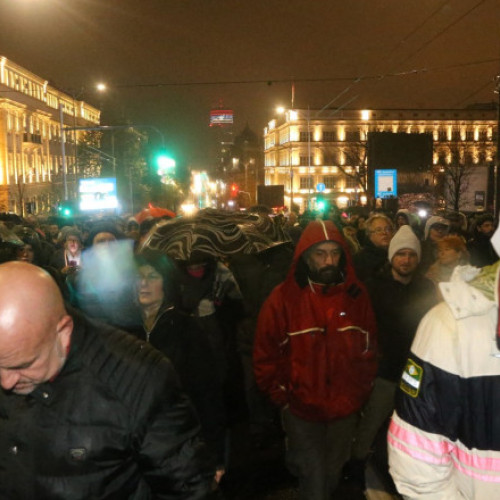 Protest masiv la Belgrad împotriva corupției guvernamentale