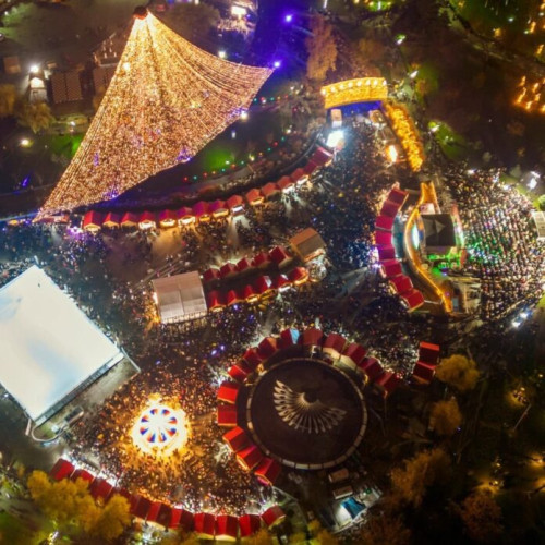 Untold organizează a patra ediție a Târgului de Crăciun "West Side Christmas Market" în Parcul Drumul Taberei