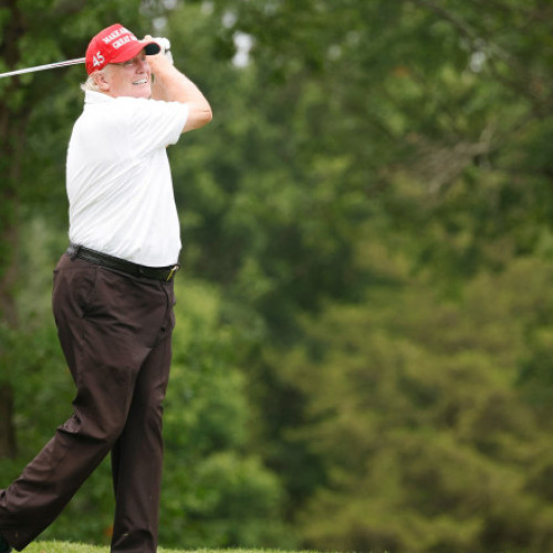 Președintele sud-coreean Yoon Suk Yeol reîncepe jocul de golf înaintea întâlnirilor cu Donald Trump