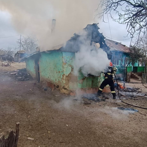 Tragica moarte a unei femei într-un incendiu în Botoșani