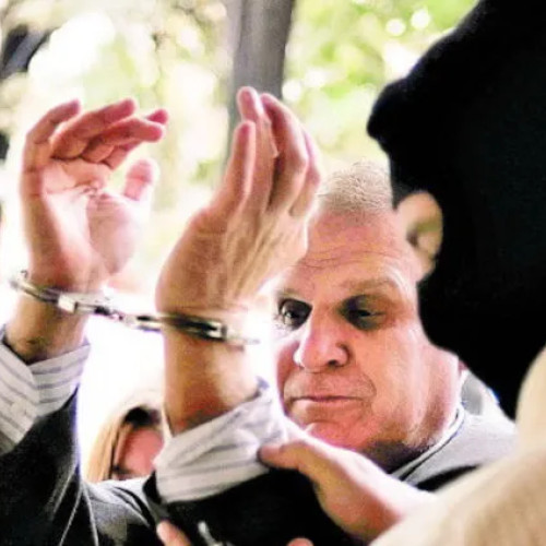 Fostul parlamentar Nati Meir, prins în Grecia, susține că e agent Mossad pentru a evita extradarea