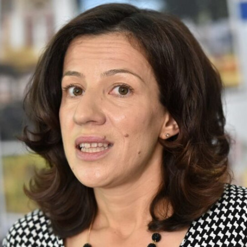 Roxana Minzatu, în atenția presei după dezvăluiri legate de o extindere ilegală a locuinței din Brașov