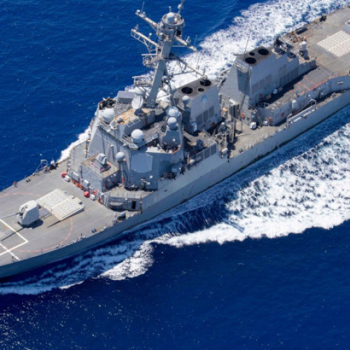 Marina americană respinge un atac al rebelilor Houthi în largul coastelor Yemenului