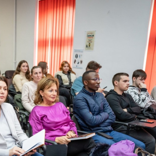 Lansarea cărții "Creier, neuroștiințe și societate" la Universitatea "Aurel Vlaicu" din Arad