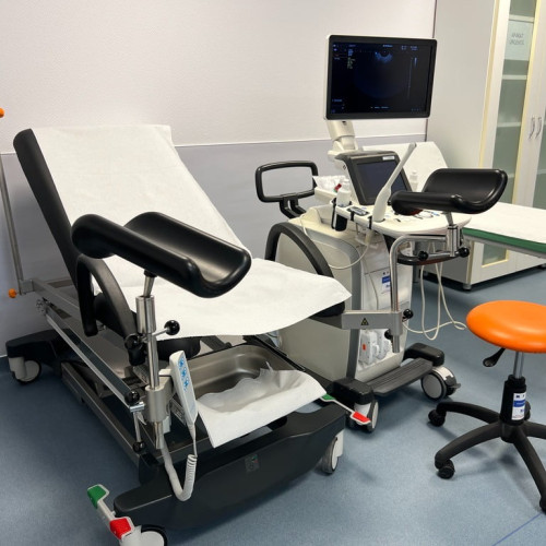 Maternitatea Brașov semnează un contract pentru întreținerea echipamentelor medicale