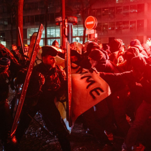 Ciocniri între protestatari și forțele de ordine la Paris, în contextul unui eveniment pro-Israel