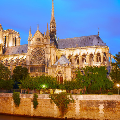 Catedrala Notre Dame se redeschide după cinci ani de reconstrucție